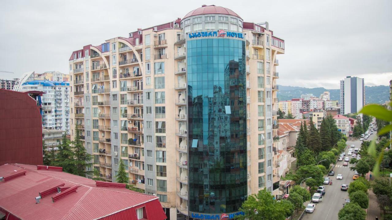 Hotel Aisi Batumi Exterior foto